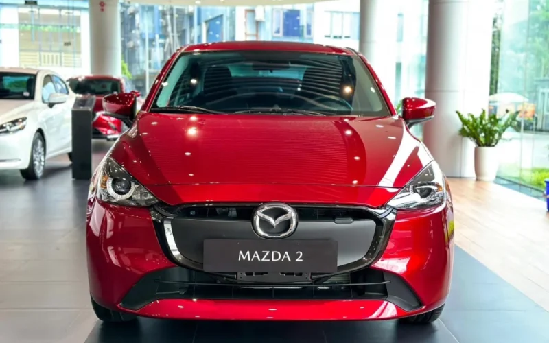mazda2-sedan-3-91e9