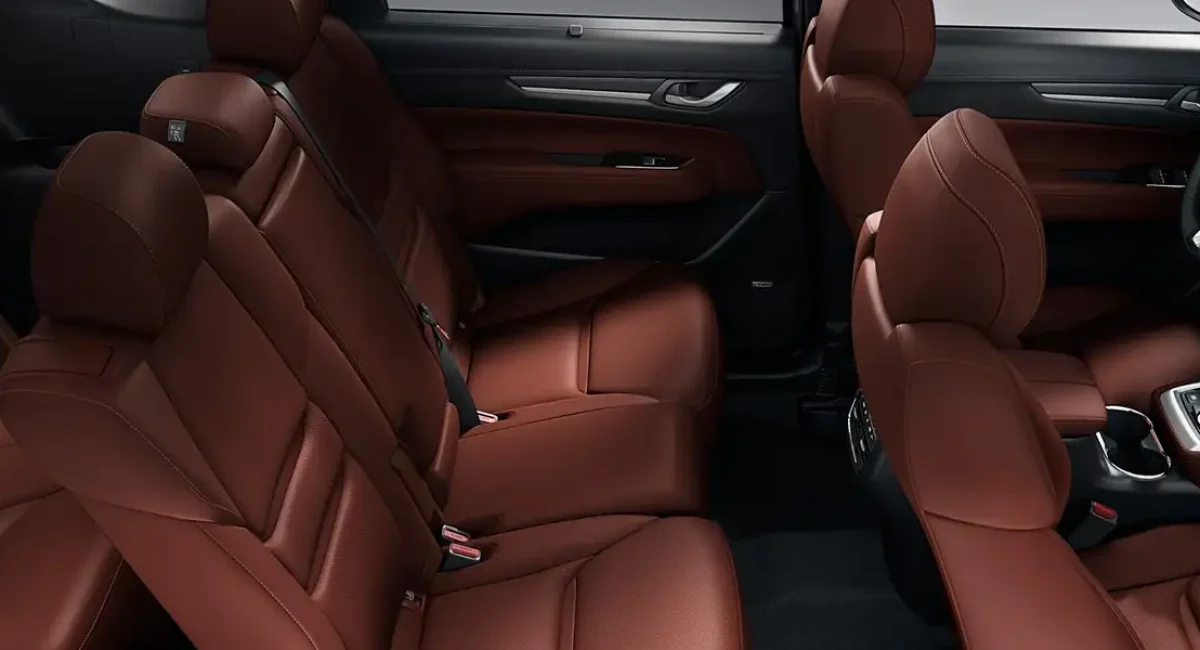 suv-7-cho-co-lon